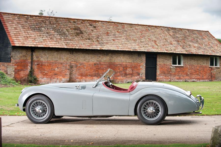  Jaguar XK120 SE Roadster 1953 года  (фото 23 из 27)
